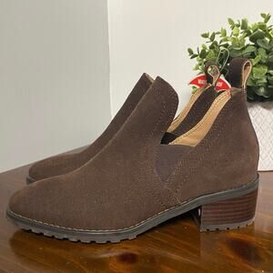 Blondo Sandra Java Suede Waterproof Bootie 
Size 6